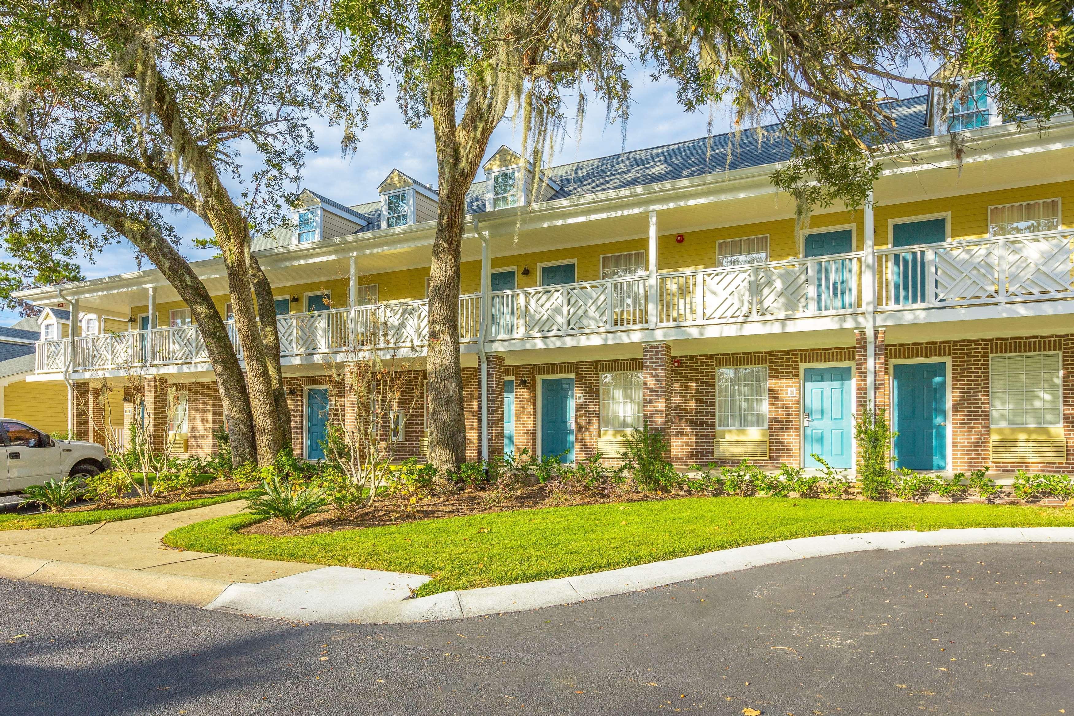 Best Western Plus St. Simons St. Simons Island Exterior foto