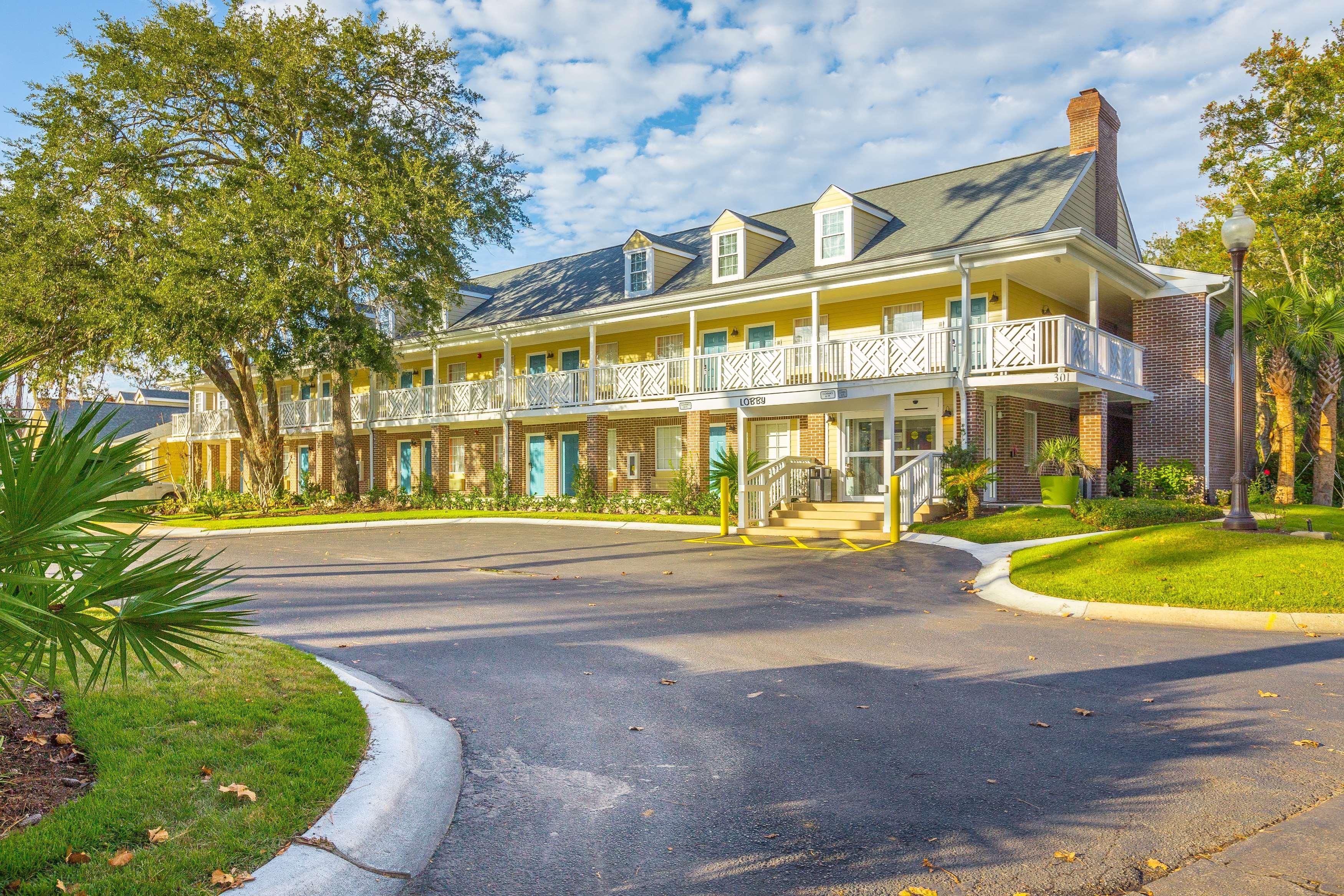 Best Western Plus St. Simons St. Simons Island Exterior foto