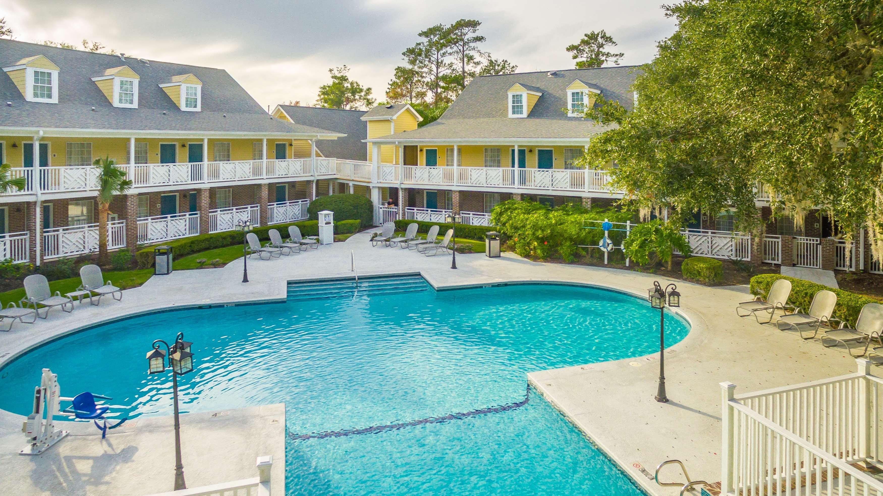 Best Western Plus St. Simons St. Simons Island Exterior foto