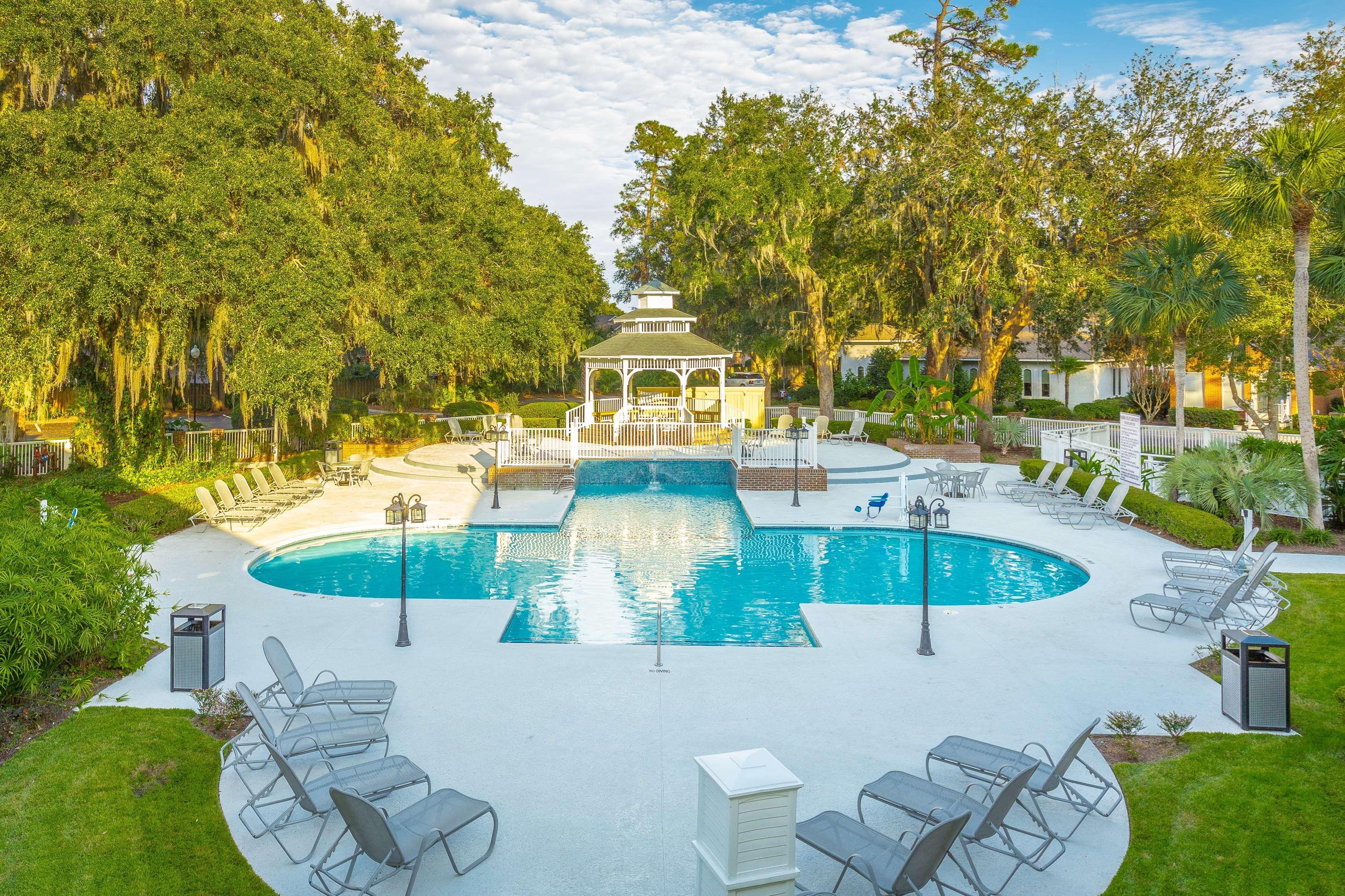 Best Western Plus St. Simons St. Simons Island Exterior foto