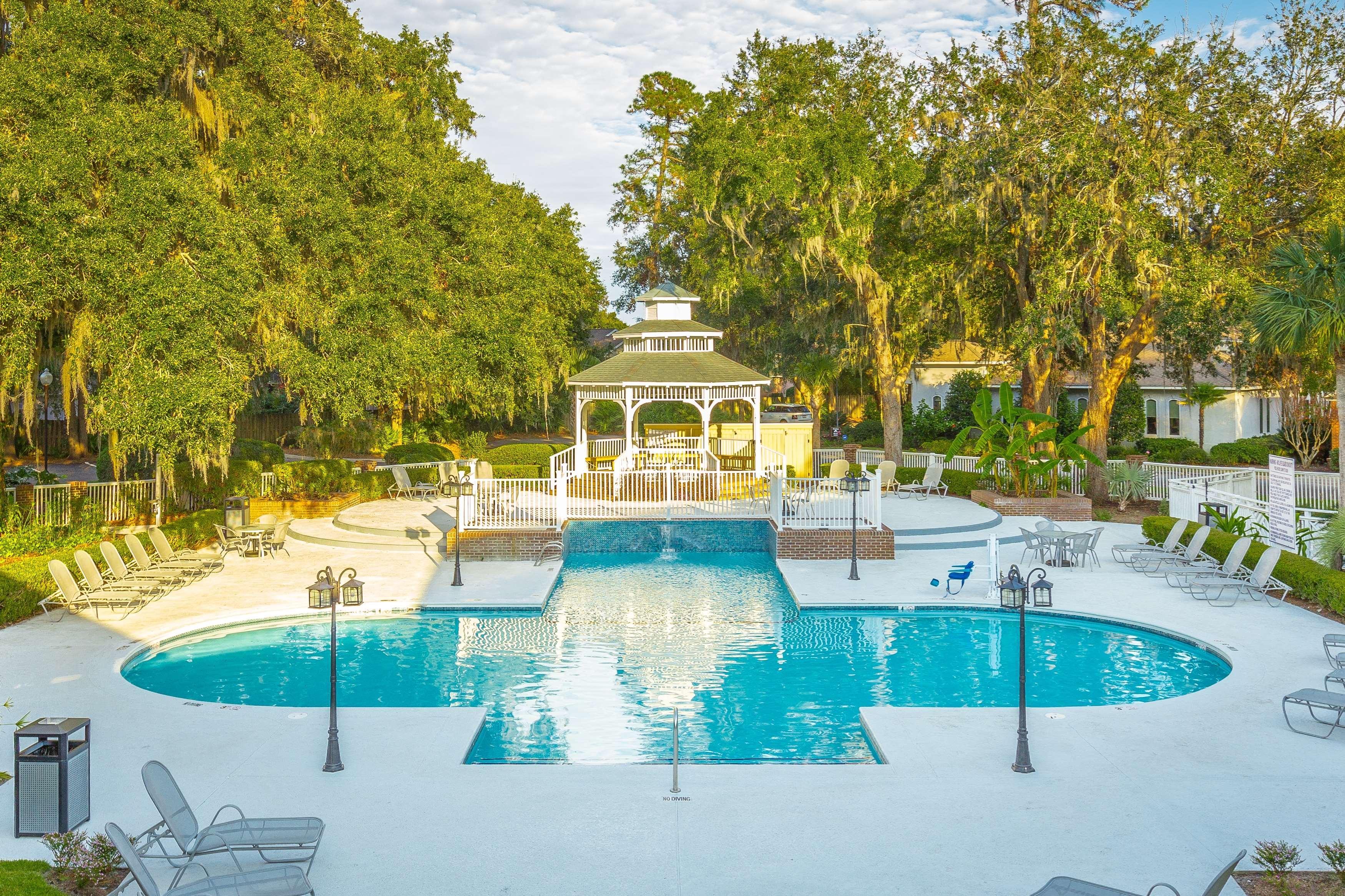 Best Western Plus St. Simons St. Simons Island Exterior foto